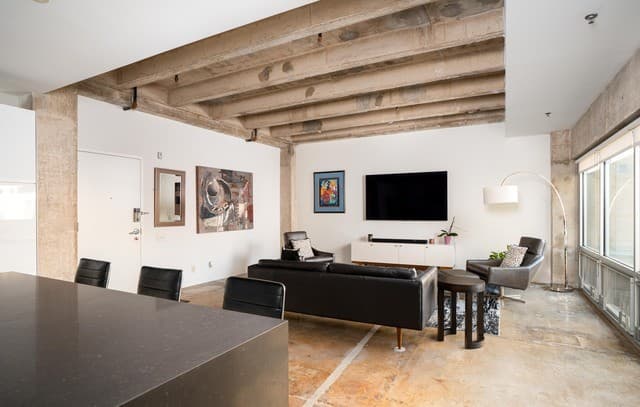 1-bedroom rental at 1115 S Alamo St Unit 2208 in San Antonio, TX — photo 3