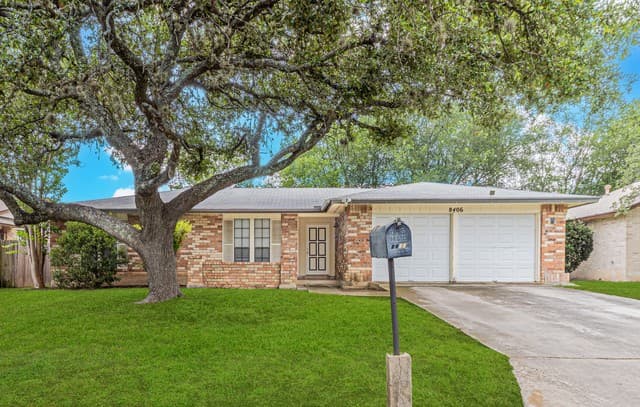 4-bedroom rental at 8406 Cactus Crk in San Antonio, TX — photo 1