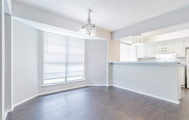 4-bedroom rental at 8406 Cactus Crk in San Antonio, TX — photo 5