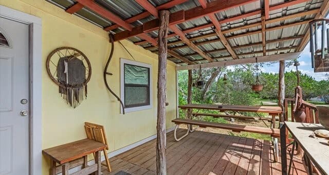 1-bedroom rental at 646 South Loop in Blanco, TX — photo 2