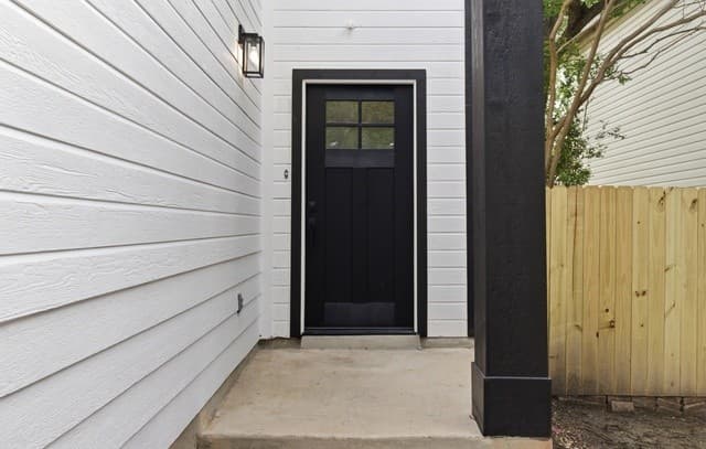 Home for sale at 6619 Barton Rock Rd in San Antonio, TX — photo 3