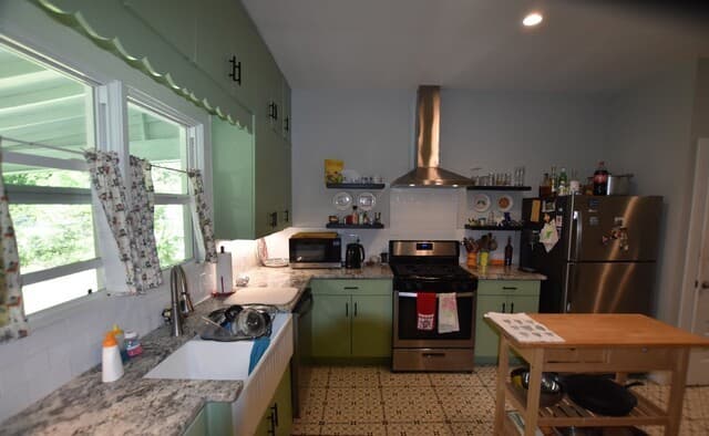 3-bedroom rental at 1630 W Craig in San Antonio, TX — photo 5