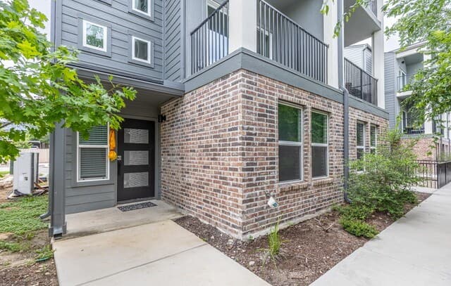 3-bedroom rental at 411 Ira Unit UNIT 2102 in San Antonio TX