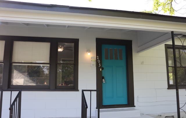 2-bedroom rental at 203 Brooks in Schertz, TX — photo 2