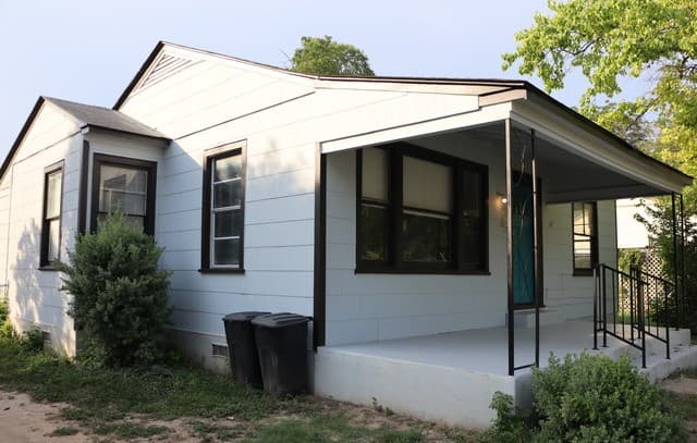 2-bedroom rental at 203 Brooks in Schertz, TX — photo 3