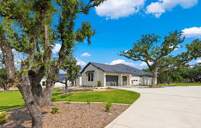 Home for sale at 193 Ranch Hts in Boerne, TX — photo 2