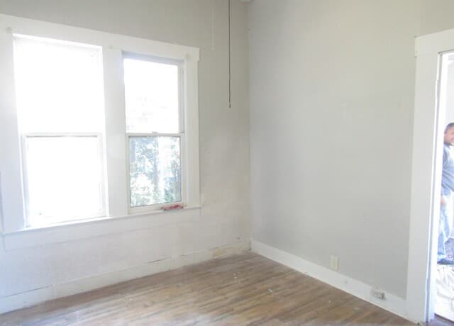 2-bedroom rental at 134 Gladstone in San Antonio, TX — photo 5