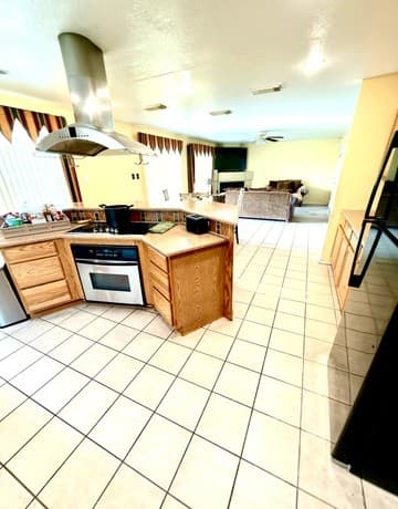 Home for sale at 5526 Burton Farm in San Antonio, TX — photo 4