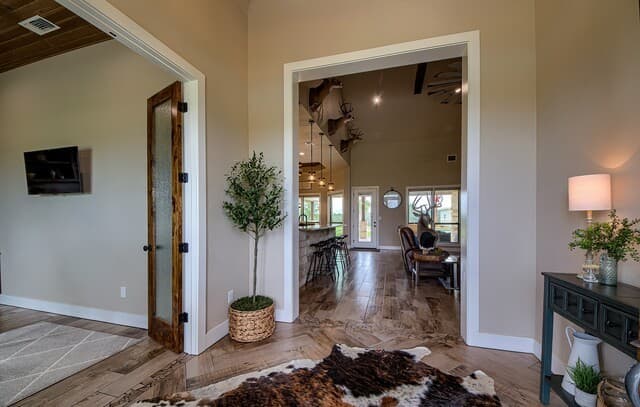 Home for sale at 1188 County Road 328 in Adkins, TX — photo 3