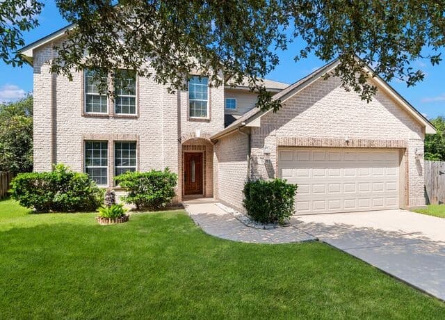 Home for sale at 8714 Santa Fe Cove in Helotes, TX — photo 1