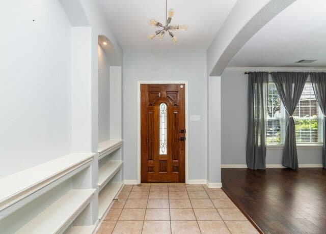 Home for sale at 8714 Santa Fe Cove in Helotes, TX — photo 4