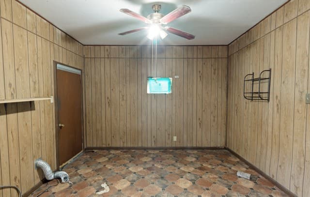 Home for sale at 204 3rd St in Converse, TX — photo 5