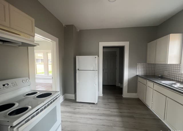 2-bedroom rental at 313 Toledo in San Antonio, TX — photo 3