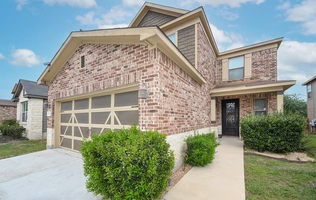 Home for sale at 4523 Stetson Vw in San Antonio, TX — photo 3