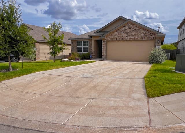 3-bedroom home for sale at 4910 Practice Grn in San Antonio TX