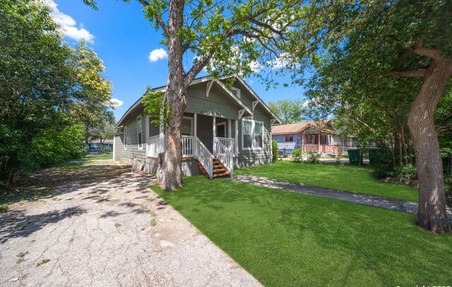 Home for sale at 235 Wainwright in San Antonio, TX — photo 3