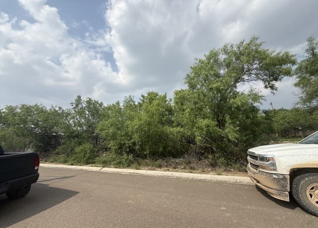 home for sale at 1711 Matamoros in Cotulla TX
