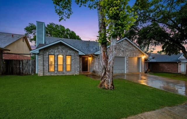 Home for sale at 11302 Forest Smt in Live Oak, TX — photo 3