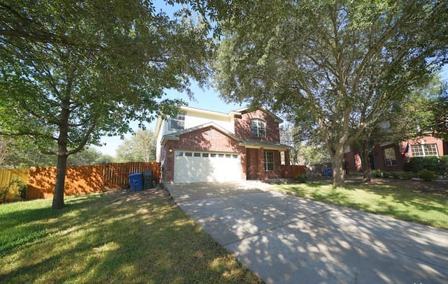 3-bedroom rental at 136 Earhart Ln in Cibolo, TX — photo 4