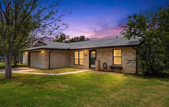 Home for sale at 511 Solar in San Antonio, TX — photo 1