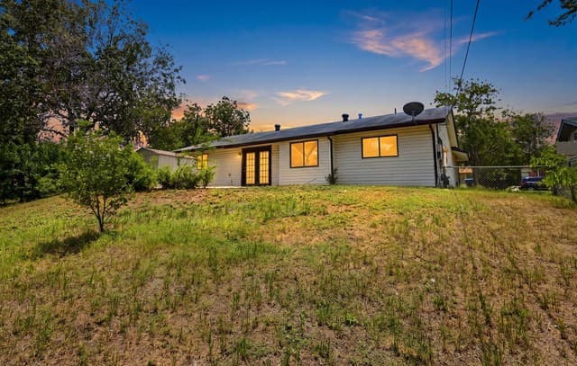Home for sale at 511 Solar in San Antonio, TX — photo 2