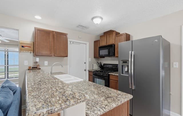 Home for sale at 511 Solar in San Antonio, TX — photo 4