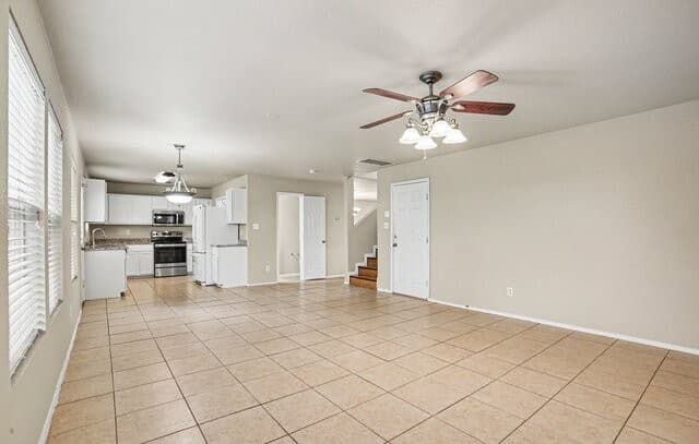 Home for sale at 136 Rustic Acres in Schertz, TX — photo 4