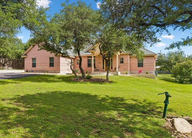 Home for sale at 184 Stockman Circle in Spring Branch, TX — photo 3
