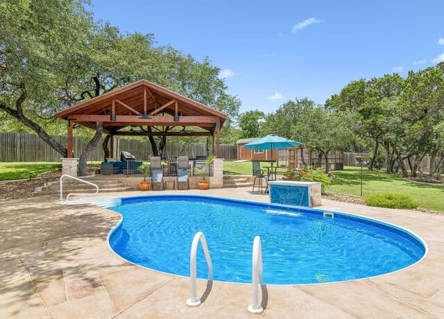 Home for sale at 184 Stockman Circle in Spring Branch, TX — photo 5