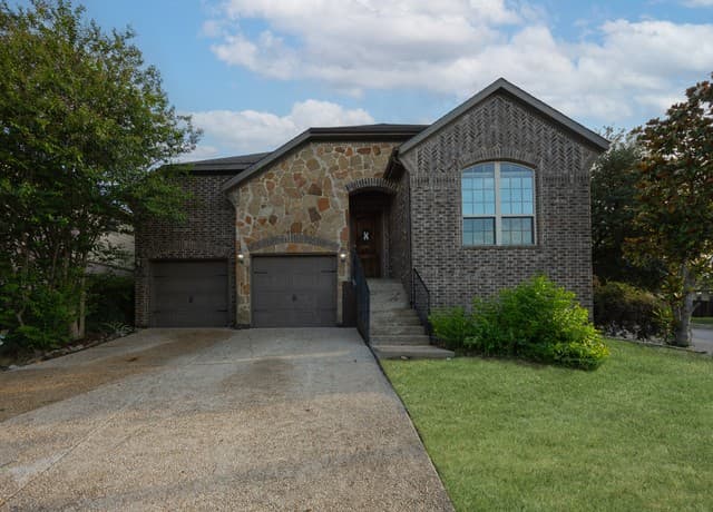 Home for sale at 6102 Agoura Hvn in San Antonio, TX — photo 2