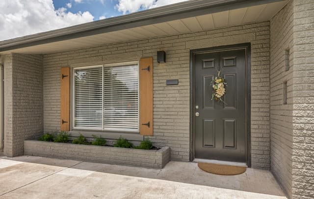 Home for sale at 1007 La Manda Blvd in San Antonio, TX — photo 2