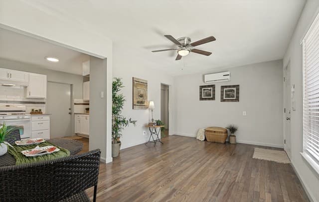 Home for sale at 1007 La Manda Blvd in San Antonio, TX — photo 4