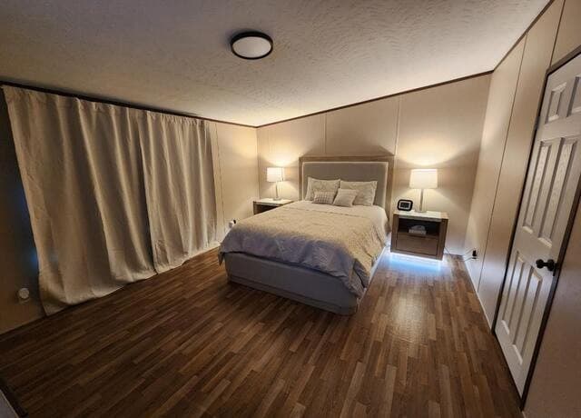 Home for sale at 11903 N State Highway 123 in Falls City, TX — photo 4