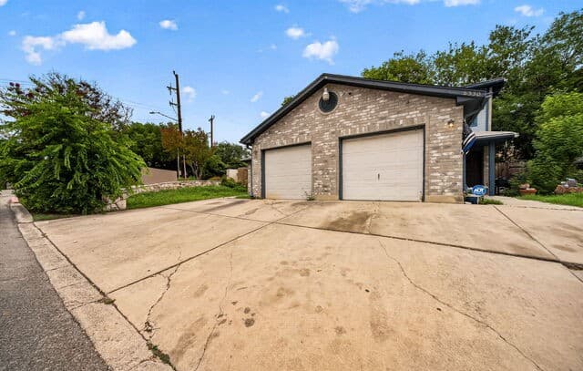 Home for sale at 8534 Sir Galahad in San Antonio, TX — photo 3