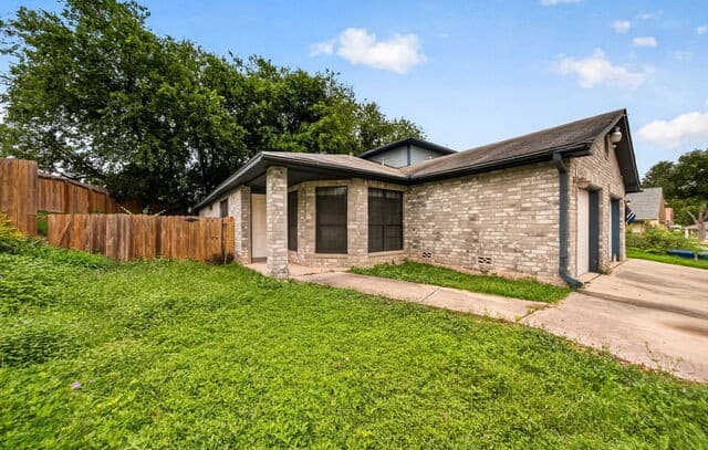 Home for sale at 8534 Sir Galahad in San Antonio, TX — photo 5