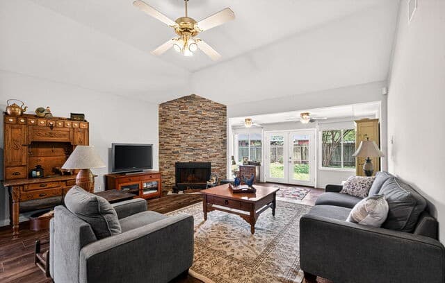 Home for sale at 2018 Budding Blvd in San Antonio, TX — photo 5