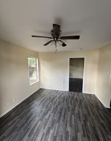 2-bedroom rental at 3614 Neer Ave Unit 1 in San Antonio, TX — photo 4