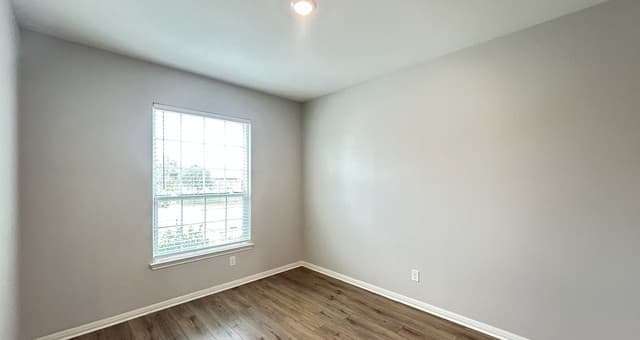 3-bedroom rental at 9310 Nubuck Br in Converse, TX — photo 3