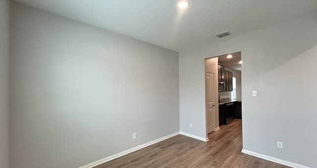 3-bedroom rental at 9310 Nubuck Br in Converse, TX — photo 4