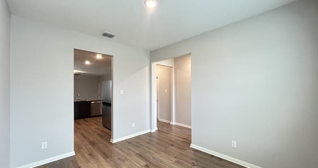 3-bedroom rental at 9310 Nubuck Br in Converse, TX — photo 5