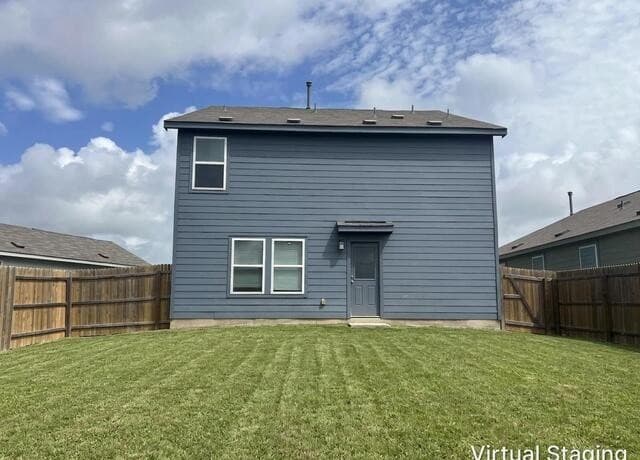 4-bedroom rental at 6606 Willow Lndg in Converse, TX — photo 2
