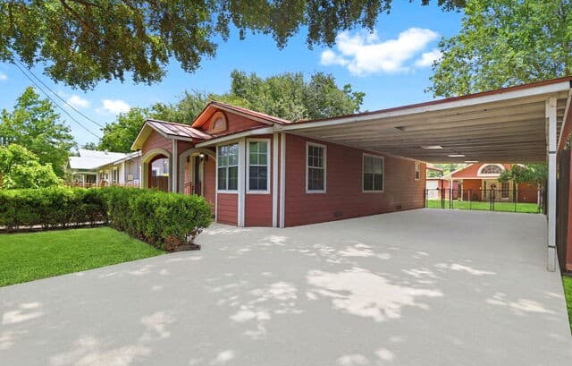 Home for sale at 235 Tampa Ave in San Antonio, TX — photo 3