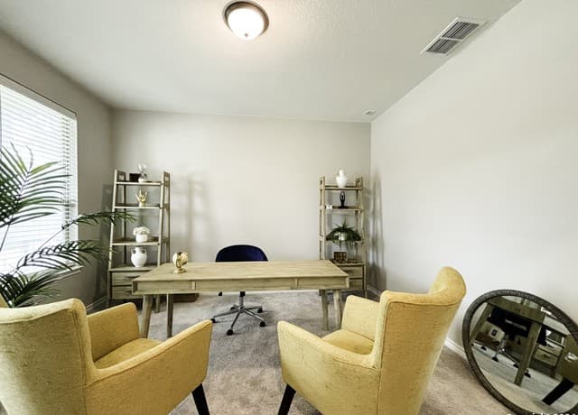 5-bedroom rental at 8134 Emmeline Dr, in Boerne, TX — photo 4