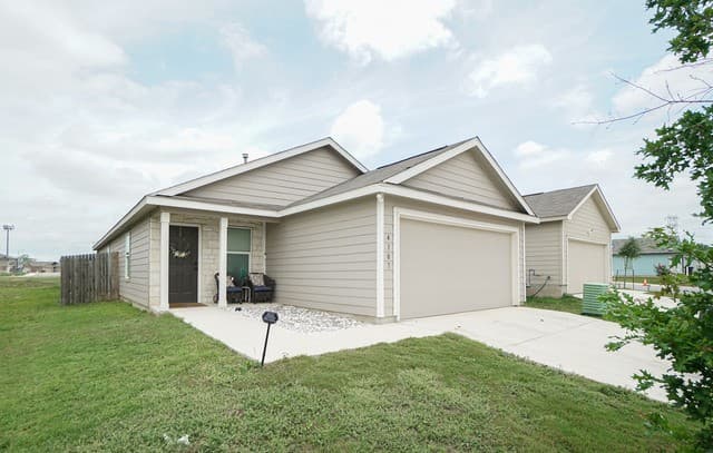 4-bedroom rental at 4107 Imogene Ivy in San Antonio TX