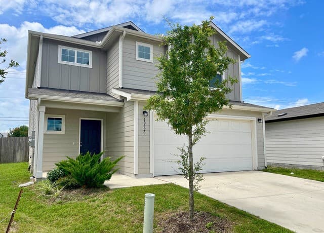 3-bedroom rental at 10320 Band Wagon in Converse, TX — photo 2