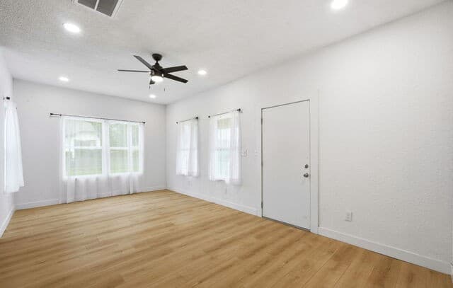 Home for sale at 602 Canton in San Antonio, TX — photo 3