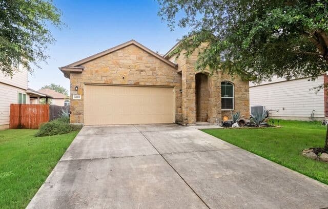 Home for sale at 6018 Pearl Pass in San Antonio, TX — photo 2