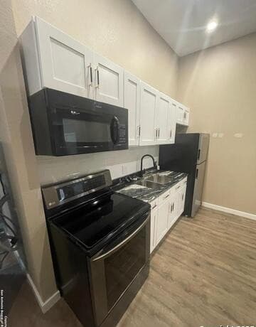 2-bedroom rental at 227 Jackson Unit 102 in San Antonio, TX — photo 2
