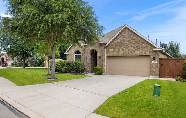 4-bedroom home for sale at 12418 Law Crk in San Antonio TX