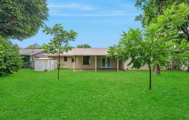 Home for sale at 3114 Satellite Dr in San Antonio, TX — photo 2